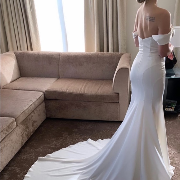 Adam Zohar wedding gown - Picture 5 of 10